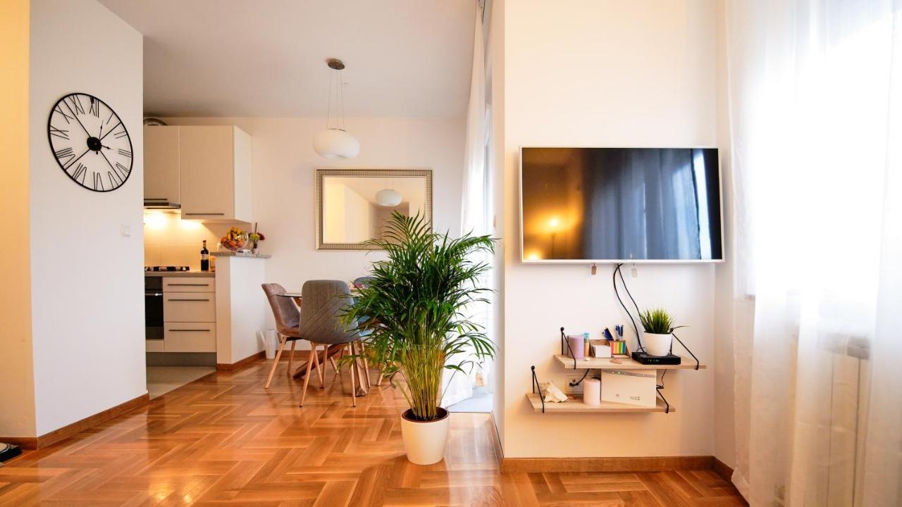 Lovely Apartment Mira Near Airport Zagreb Velika Gorica Ngoại thất bức ảnh