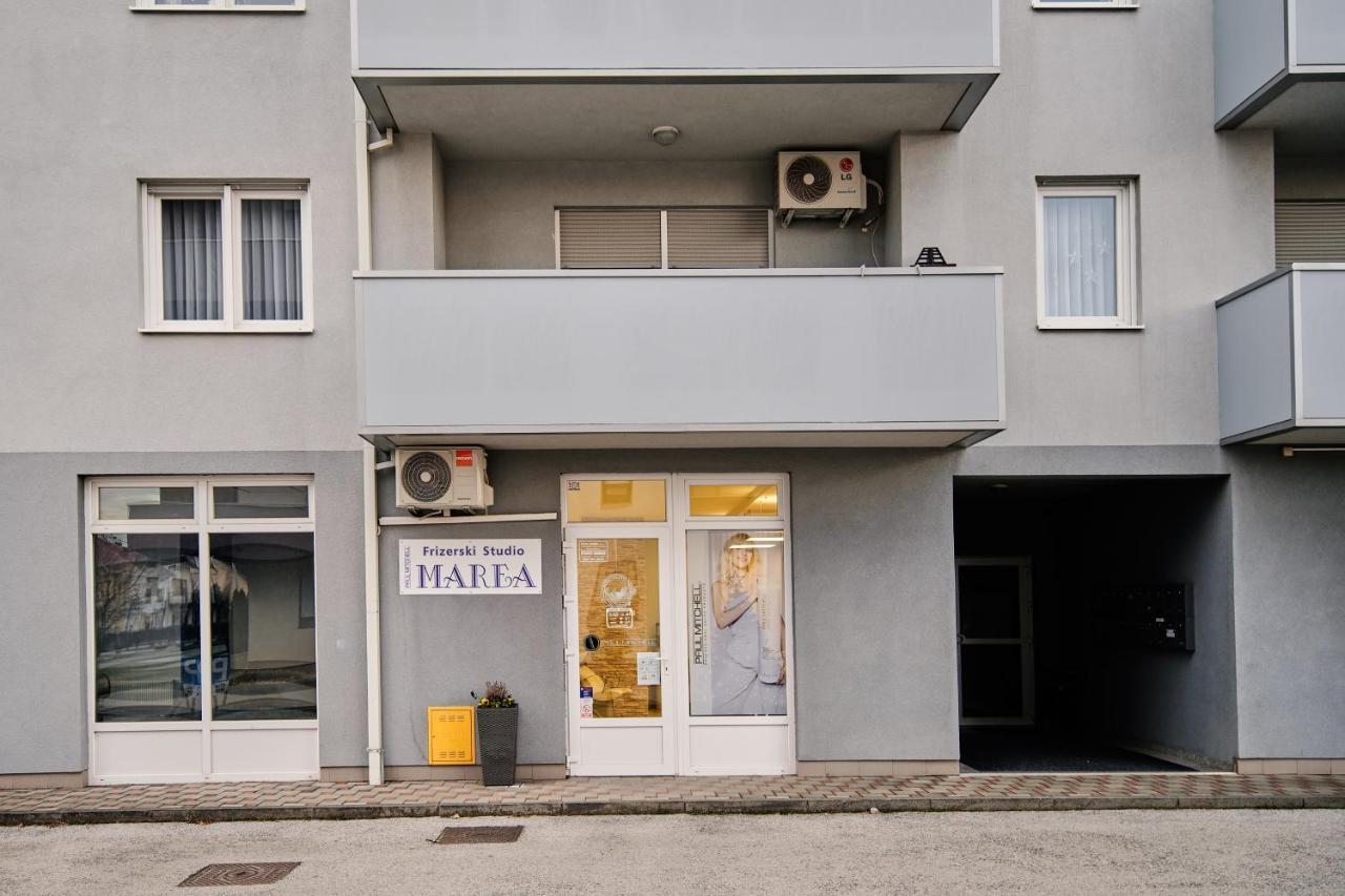 Lovely Apartment Mira Near Airport Zagreb Velika Gorica Ngoại thất bức ảnh